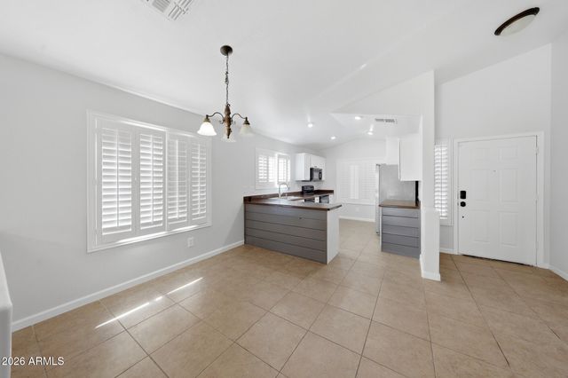 10232 W PRESTON Lane, Tolleson, AZ 85353