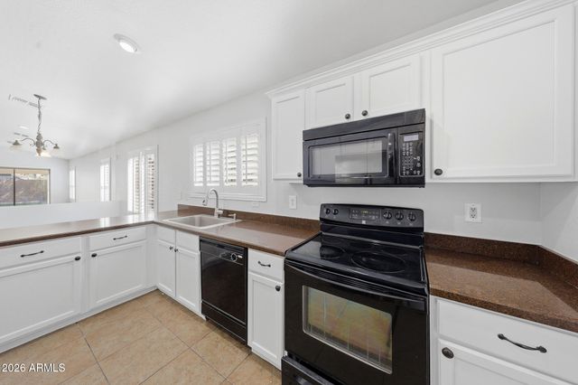 10232 W PRESTON Lane, Tolleson, AZ 85353