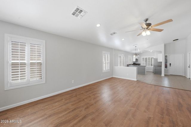 10232 W PRESTON Lane, Tolleson, AZ 85353