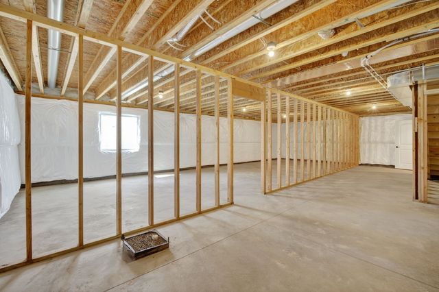 1570 NW Parkside Lane, Waukee, IA 50263