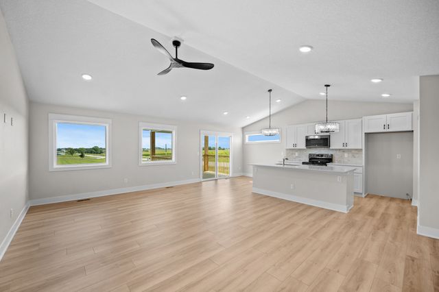 1570 NW Parkside Lane, Waukee, IA 50263