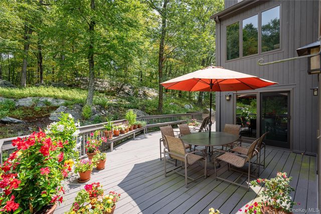 46 Oregon Road, Armonk, NY 10504