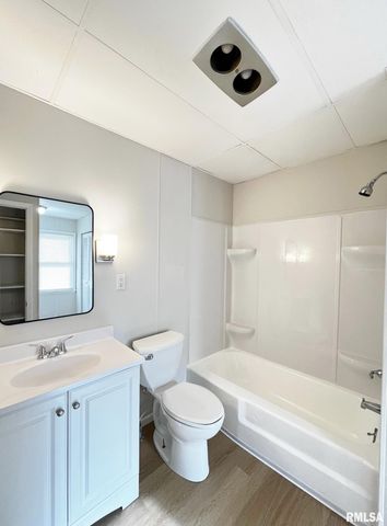 616 N 5TH Street, Chillicothe, IL 61523