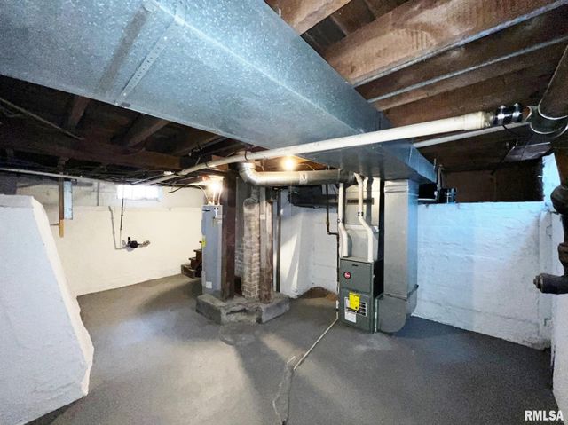 616 N 5TH Street, Chillicothe, IL 61523