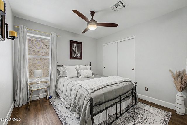 3210 E KRISTAL Way, Phoenix, AZ 85050