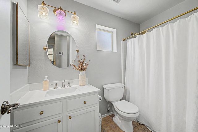 3210 E KRISTAL Way, Phoenix, AZ 85050