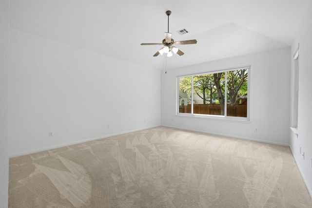 2611 Henley DR, Round Rock, TX 78681