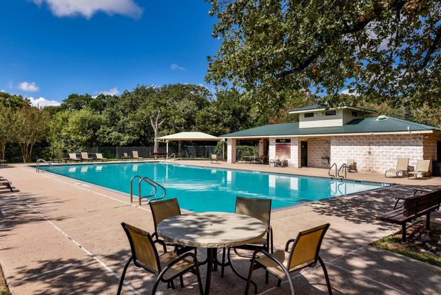 2611 Henley DR, Round Rock, TX 78681