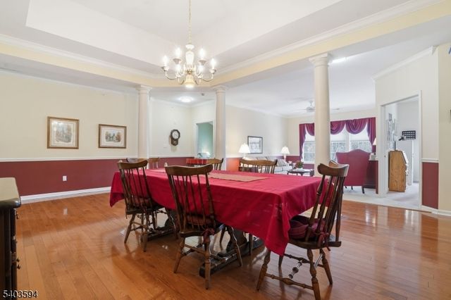 811 Holly Ln 811, Cedar Grove Twp., NJ 07009