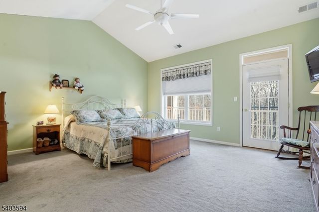 811 Holly Ln 811, Cedar Grove Twp., NJ 07009