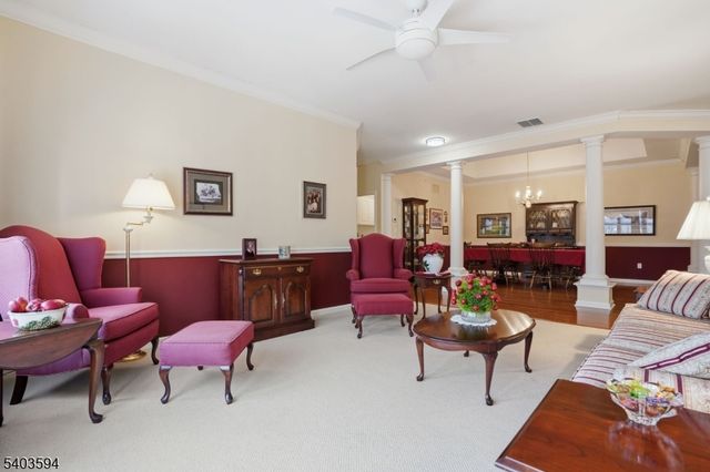 811 Holly Ln 811, Cedar Grove Twp., NJ 07009