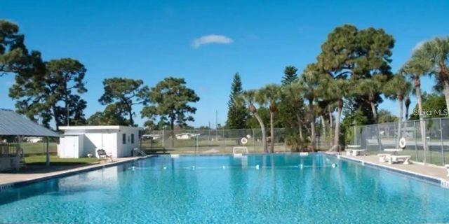 305 HAMMOCK TERRACE, Venice, FL 34293