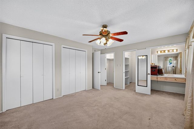 3726 18th Street N, Texas City, TX 77590