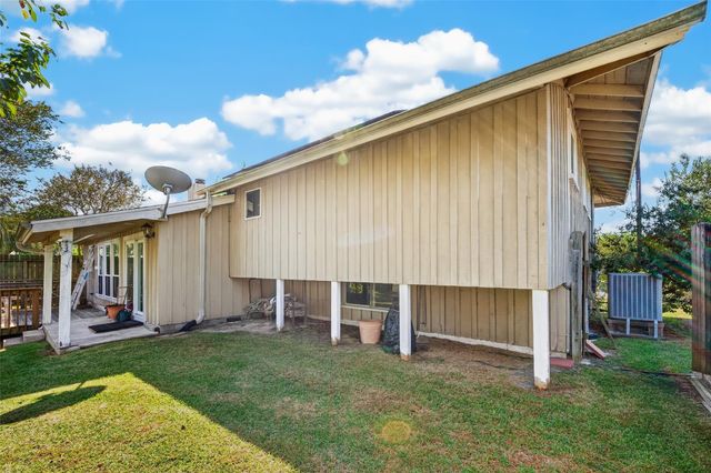 3726 18th Street N, Texas City, TX 77590