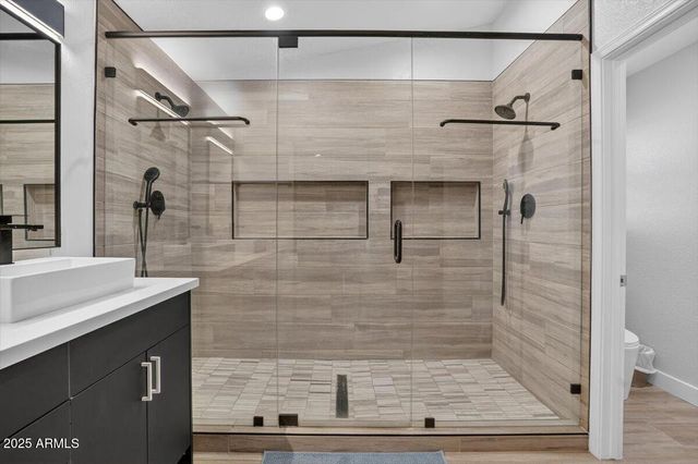 1644 E LAUREL Avenue, Gilbert, AZ 85234