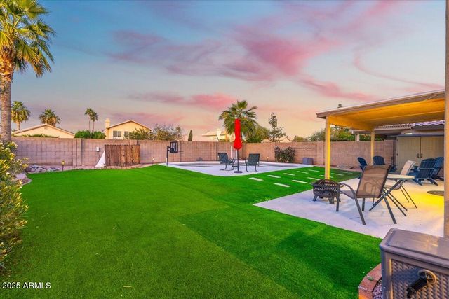 1644 E LAUREL Avenue, Gilbert, AZ 85234