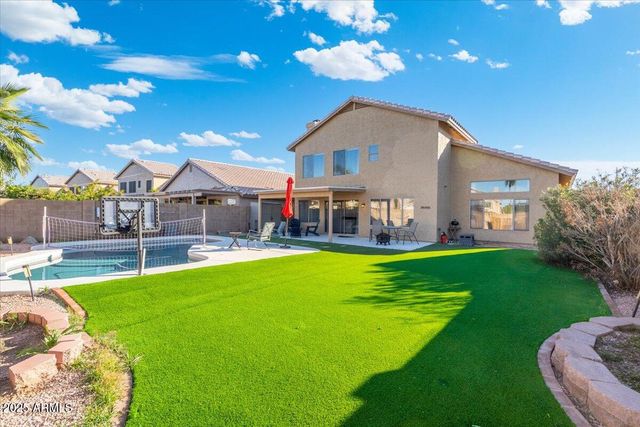 1644 E LAUREL Avenue, Gilbert, AZ 85234