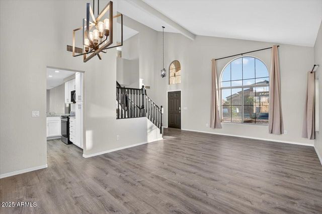 1644 E LAUREL Avenue, Gilbert, AZ 85234