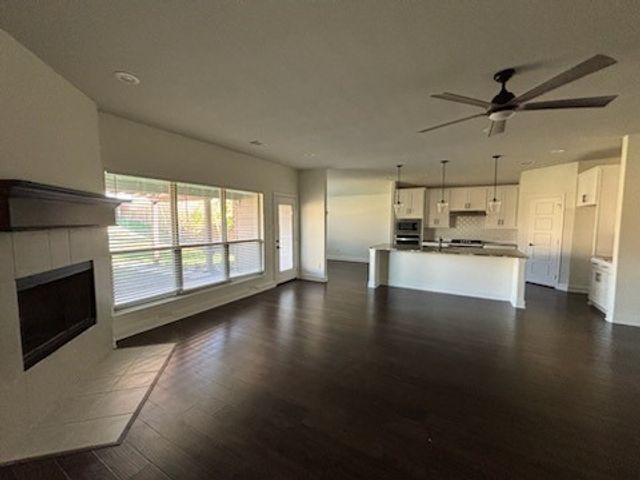 6924 Talon Bluff Drive, Fort Worth, TX 76179