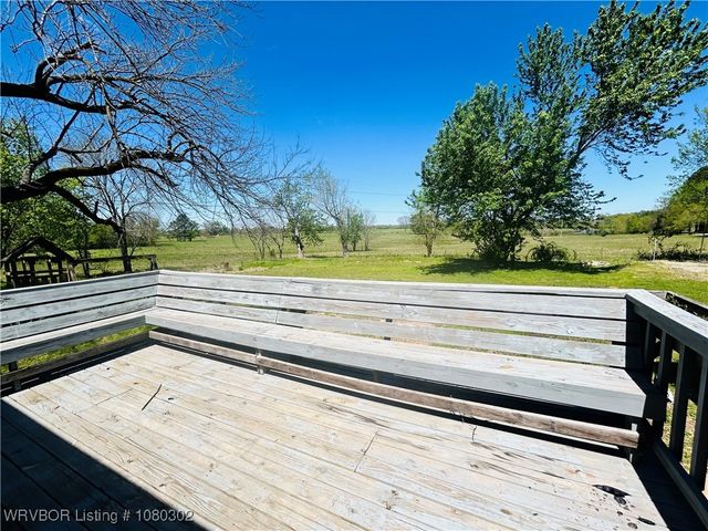 206 W McKenzie, Pocola, OK 74902
