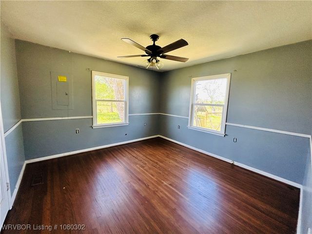 206 W McKenzie, Pocola, OK 74902