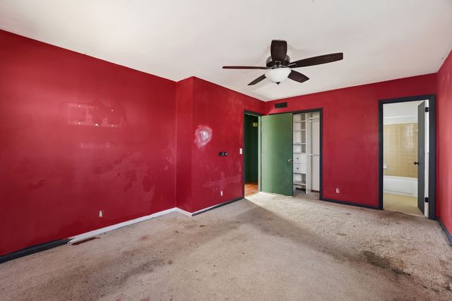 110 Lake Point Dr, Gallatin, TN 37066