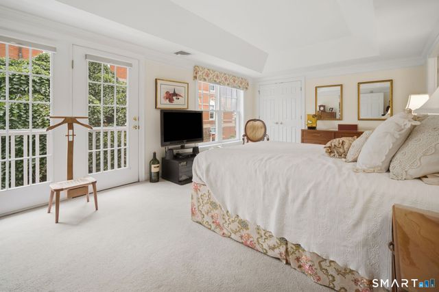 237 Fern Street 211E, West Hartford, CT 06119