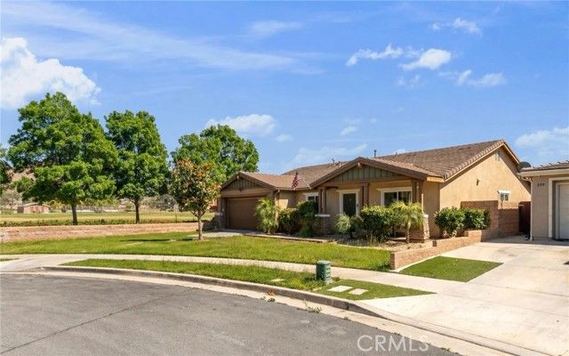 279 Alverstone, Hemet, CA 92543