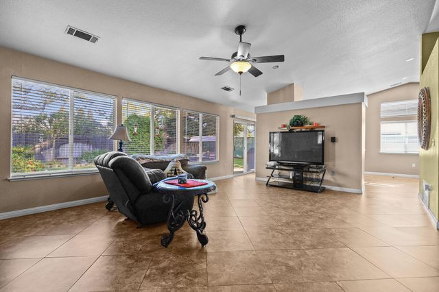 1959 Alexis Court, Redding, CA 96002