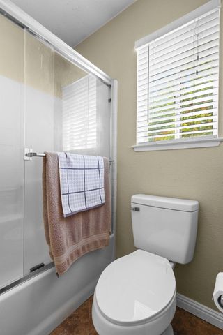 1959 Alexis Court, Redding, CA 96002