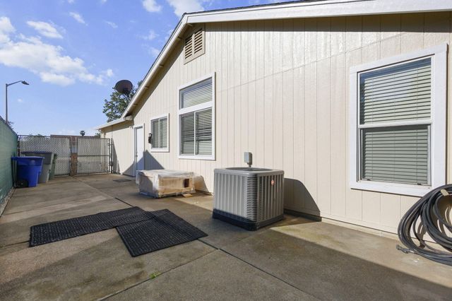 1959 Alexis Court, Redding, CA 96002