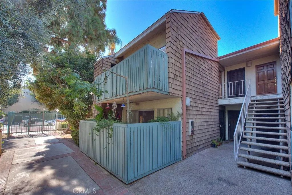 5700 Etiwanda 212, Tarzana, CA 91356