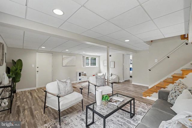 3511 SLADE RUN DR, Falls Church, VA 22042