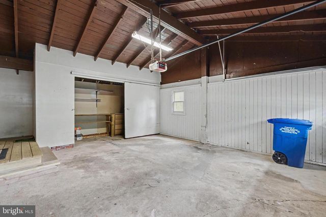 3511 SLADE RUN DR, Falls Church, VA 22042