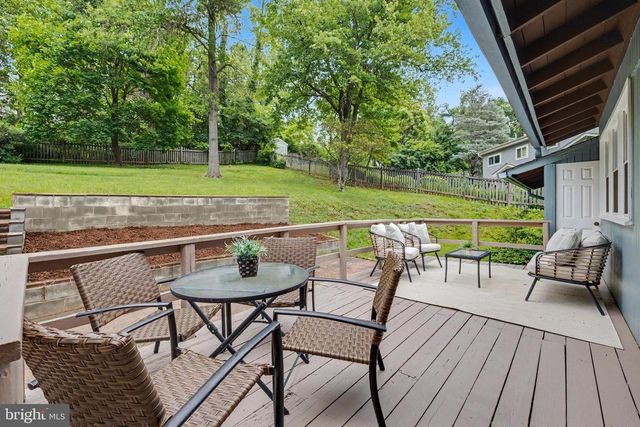 3511 SLADE RUN DR, Falls Church, VA 22042