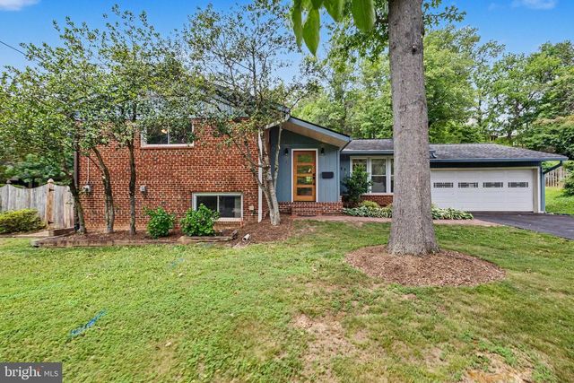 3511 SLADE RUN DR, Falls Church, VA 22042