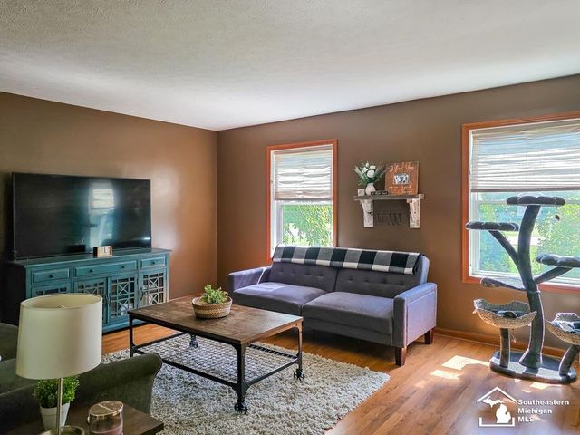 605 Nadeau Road, Monroe, MI 48162