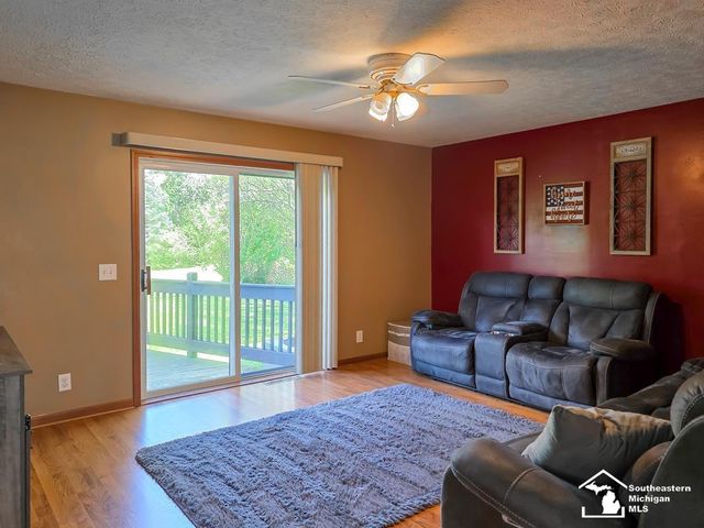 605 Nadeau Road, Monroe, MI 48162