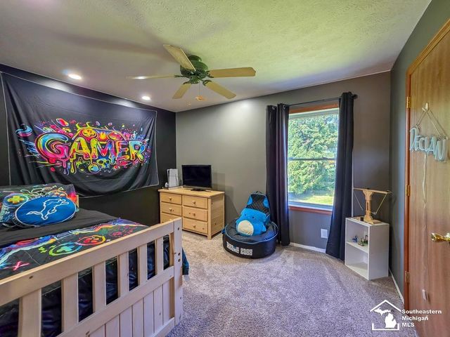 605 Nadeau Road, Monroe, MI 48162