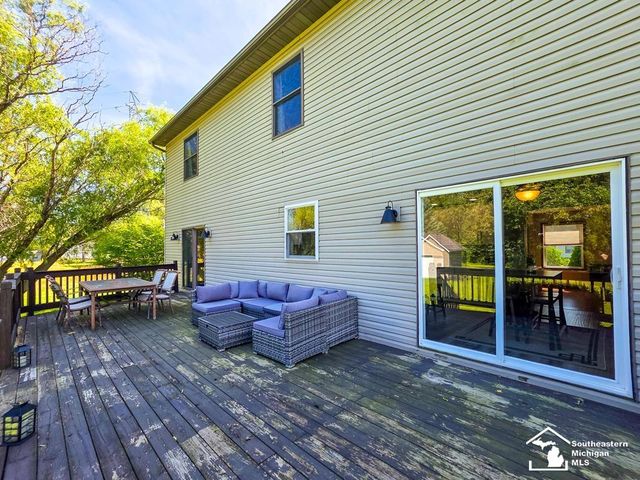 605 Nadeau Road, Monroe, MI 48162