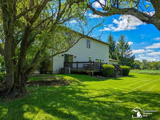 605 Nadeau Road, Monroe, MI 48162