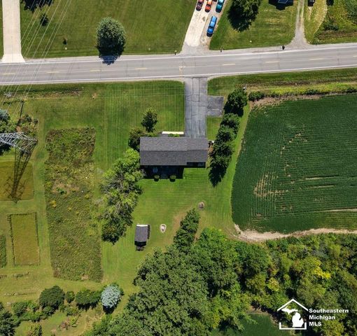 605 Nadeau Road, Monroe, MI 48162
