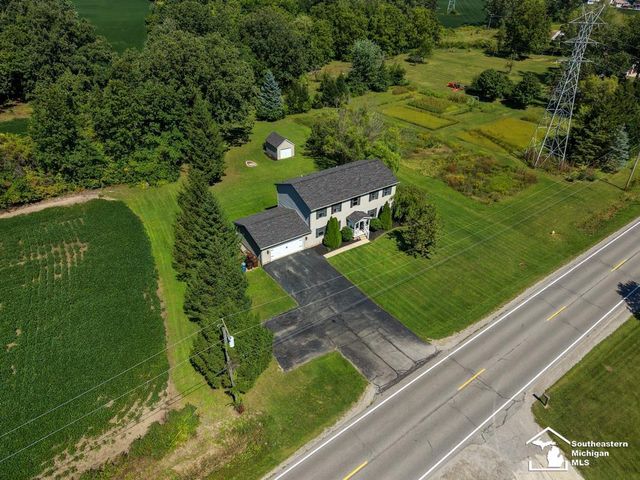 605 Nadeau Road, Monroe, MI 48162