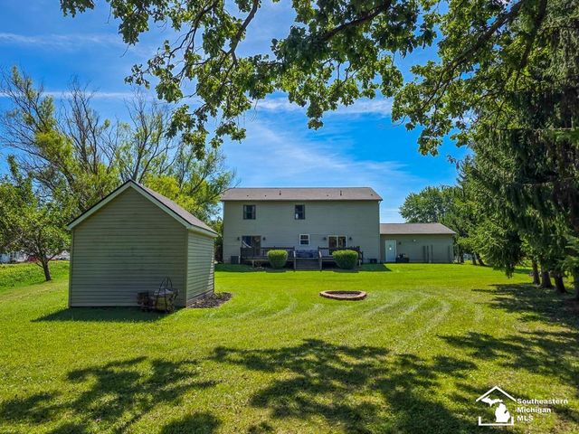 605 Nadeau Road, Monroe, MI 48162