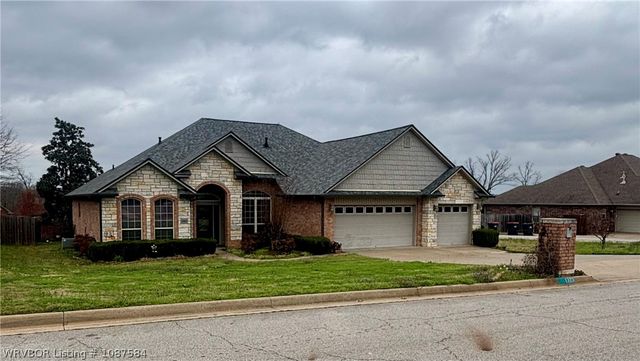 1323 Timberland Drive, Van Buren, AR 72956