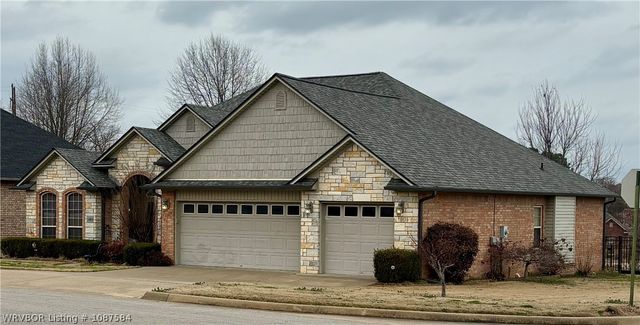 1323 Timberland Drive, Van Buren, AR 72956