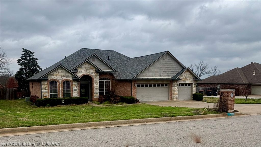 1323 Timberland Drive 1323 Timberland Drive