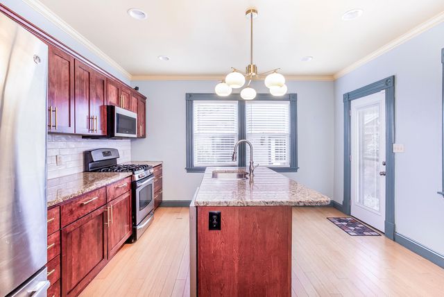 835 Monroe Street, Newport, KY 41071