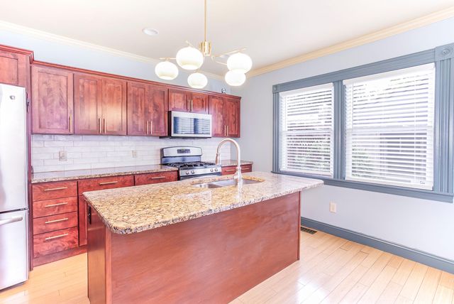 835 Monroe Street, Newport, KY 41071