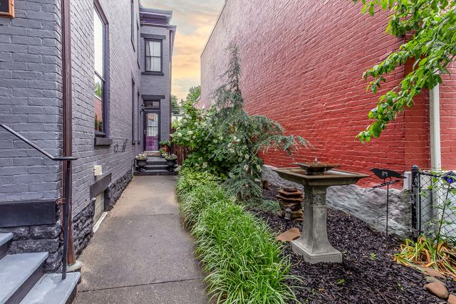 835 Monroe Street, Newport, KY 41071